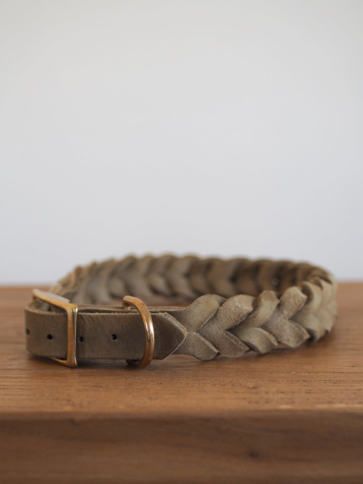 Geflochtenes Lederhalsband - SOFT NEUTRALS